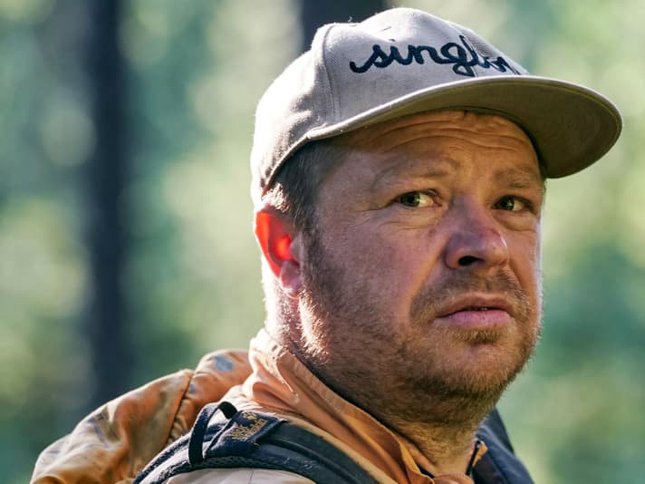 Nachhaltigkeit bei  Bike-Gebieten in Tschechien: Tomáš Kvasnička lernte während des Studiums in England die Trailbau-Kultur kennen. Heute plant der Tscheche große Trail-Systeme wie den ältesten Trailpark Europas: das Singletrail-Paradies Nové Mĕsto Pod Smrkem.