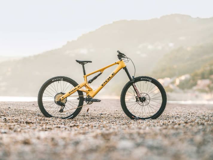 Pole store enduro bike