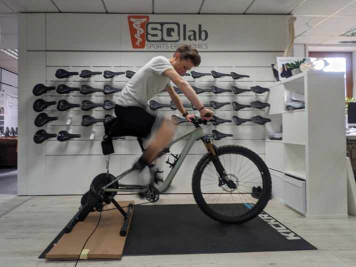 And Philipp's bike is also suitably adjusted