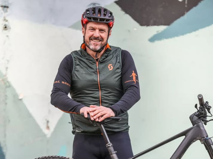 Franz Fischer, BIKE long-term tester and master mechanic (49 years old, 75 kg, 170 cm): His passion is alpine tours with at least 1000 metres of altitude and flowing trail descents