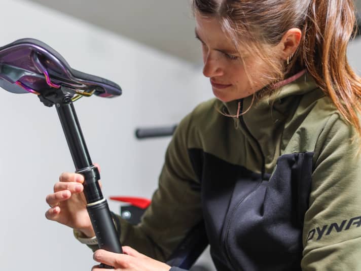 Über mitgelieferte Shims lässt sich die Tellis V2 in der Höhe feinjustieren