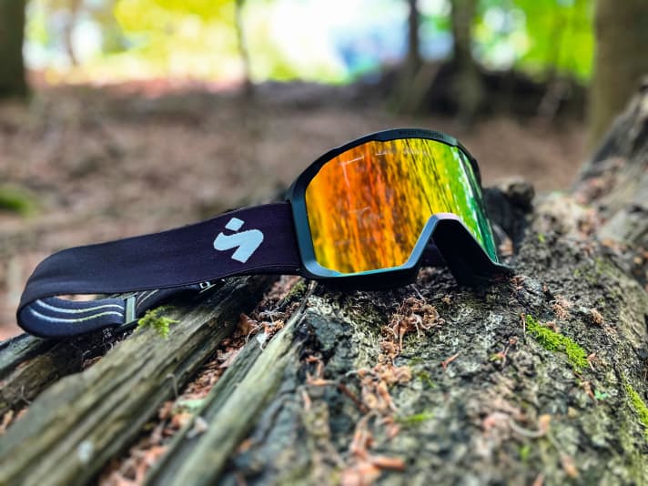 Eyecatcher: De Sweet Protection Durden RIG mit der Topaz Scheibe.
