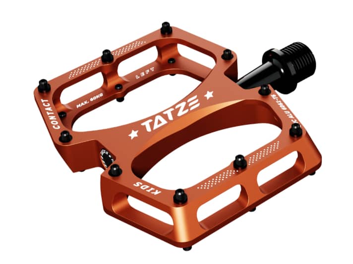 Small children's feet need suitable pedals, among other things. Only with the right accessories will the children's mountain bike become a favourite toy.