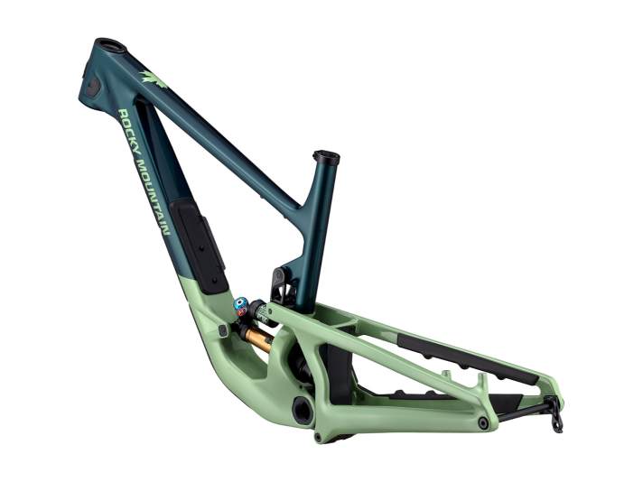 Diese Silhouette kommt vertraut vor: Das neue Rocky Mountain Altitude setzt auf ein lange bekanntes aber nun nochmals optimiertes Hinterbausystem.