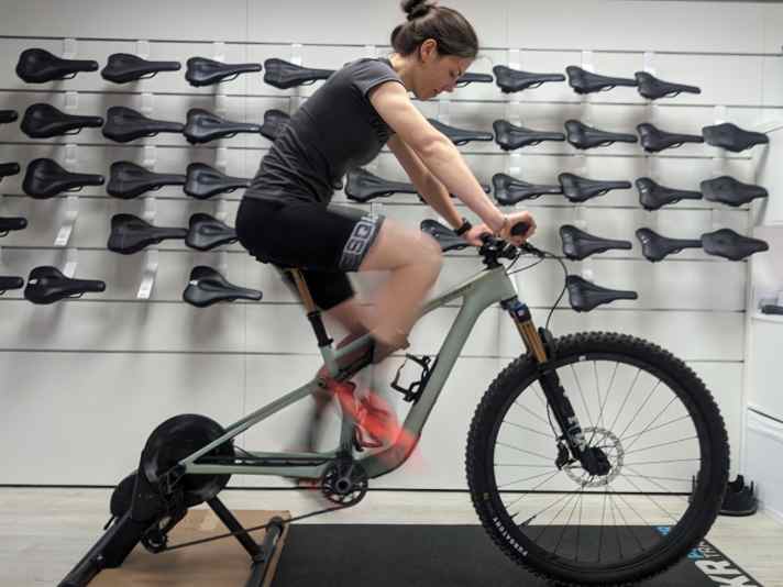 Mona at the bike fitting