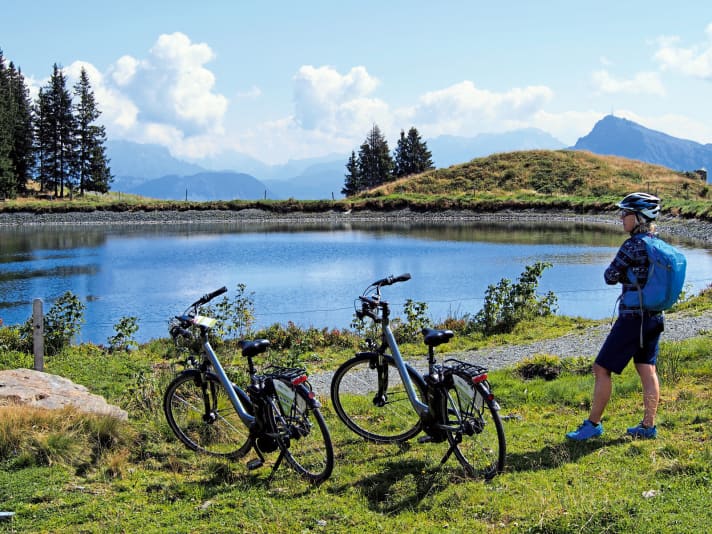 Summit lake: refreshment on the Hartkaiser
