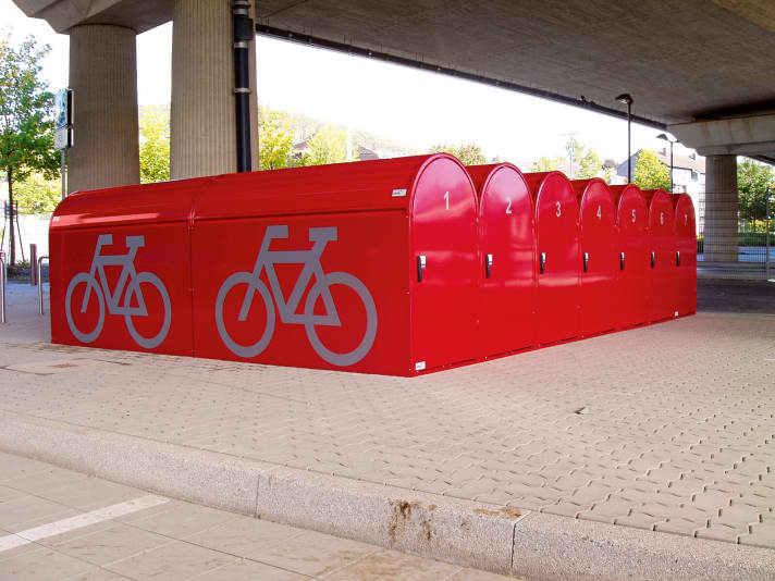 Row housing: Bikeboxes can be combined into larger ensembles for local authorities or companies.