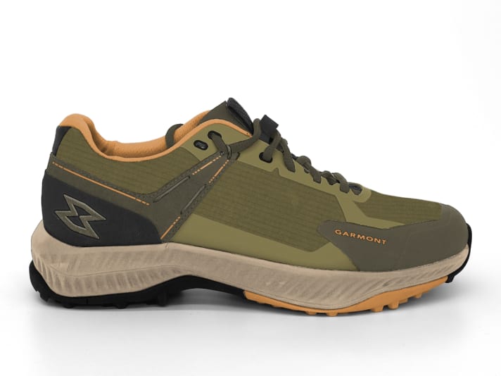 The Garmont 9.81 Hi-Ride