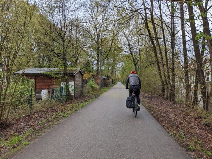 Ortlieb Vario  with a change of clothes, shoes and a laptop