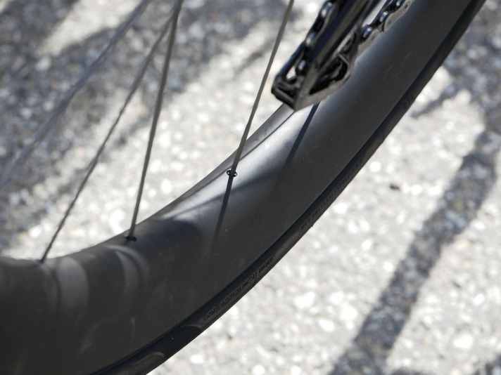 Roues : prototype de Shimano ?