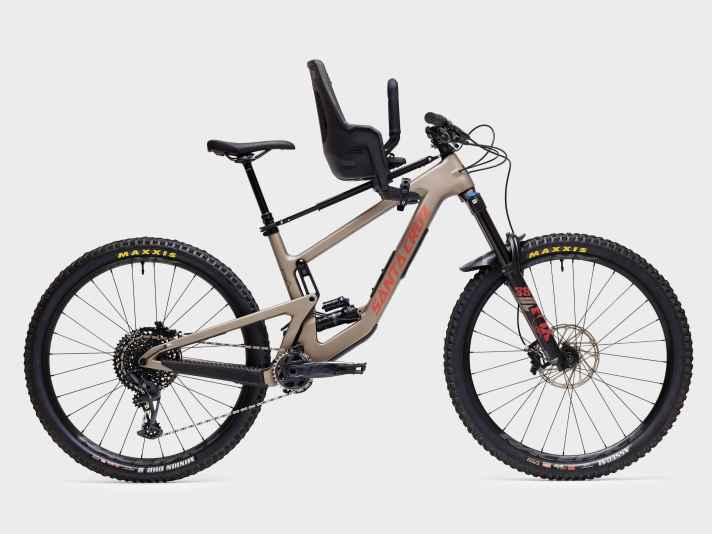 On special front child seats, children can learn balance and a sense of speed straight away. However, these designs are usually only suitable for use on a mountain bike.