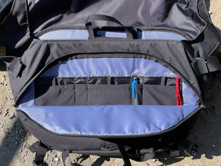 Also well organised in the front compartment.