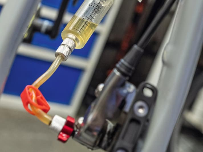 Bremsflüssigkeit ablassen