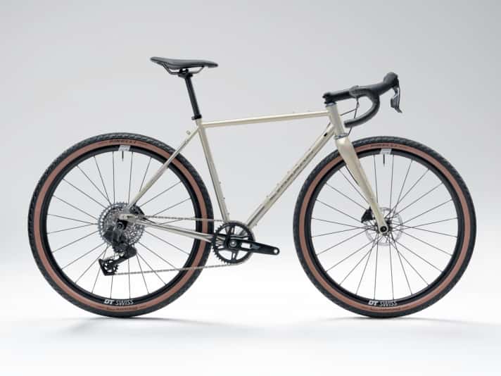 Standert Erdgeschoss in der Farbe Golden Brown