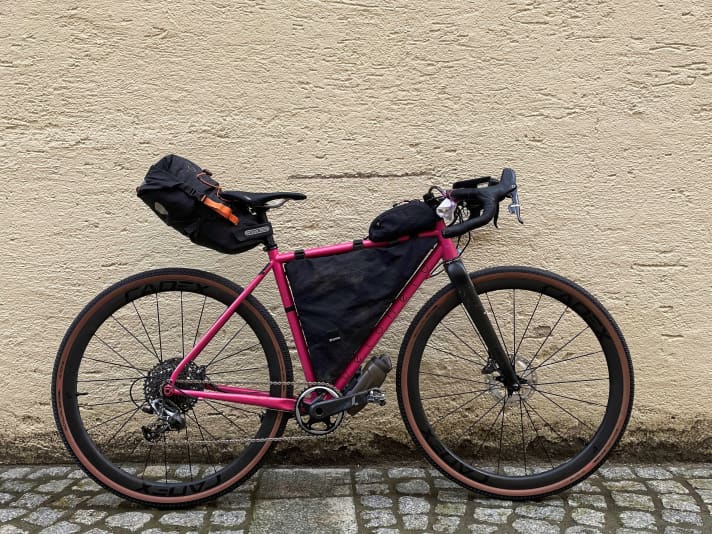 Top tube bag, frame bag, saddle bag and handlebar bag are the most common bags for bikepacking trips and day tours.