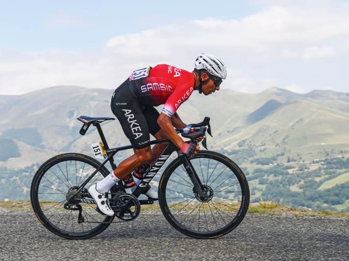 Avec 1,67 mètre et 57 kilos, le Colombien Nairo Quintana est l'un des cyclistes professionnels les plus petits et les plus légers.