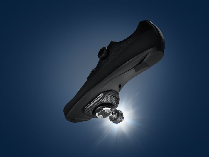 La pédale wattmètre Powrlink Zero et sa plateforme aérodynamique.