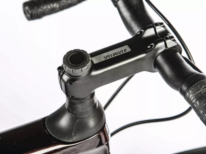 The spring stiffness of the Future Shock system can be adjusted while riding using a rotary control 