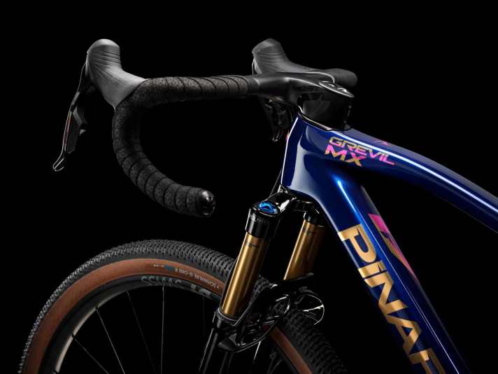 Viel Federweg: Die Fox 32 am neuen Grevil MX ist mit 100 Millimetern angegeben.