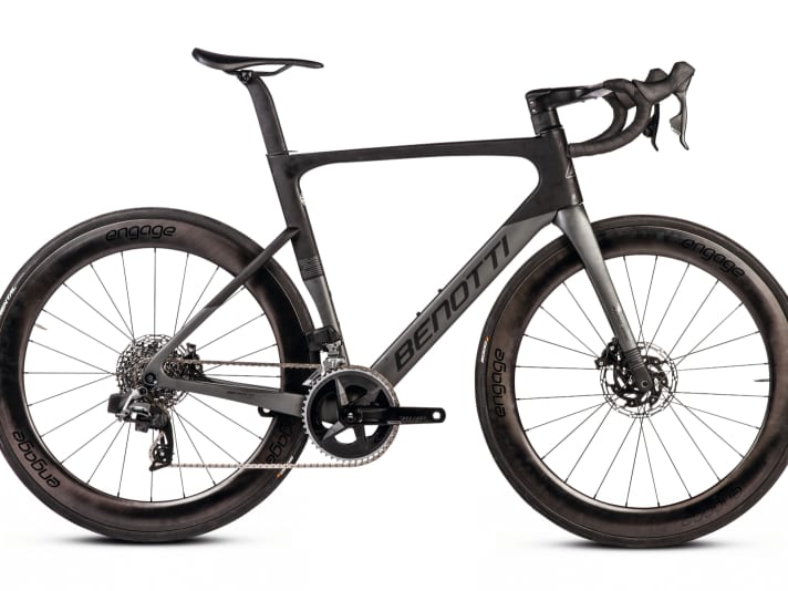 Our test bike: the Benotti Fuoco Aero with 8.0 kilos.