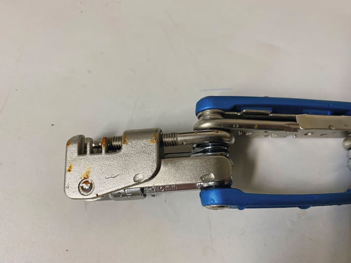 Après le test : légère corrosion de l'outil BBB