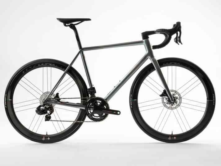 tour/colnago-steelnovo-settanta-media-pic-selection-1_8a2c43608eb02647b9c756b8cef7c56e