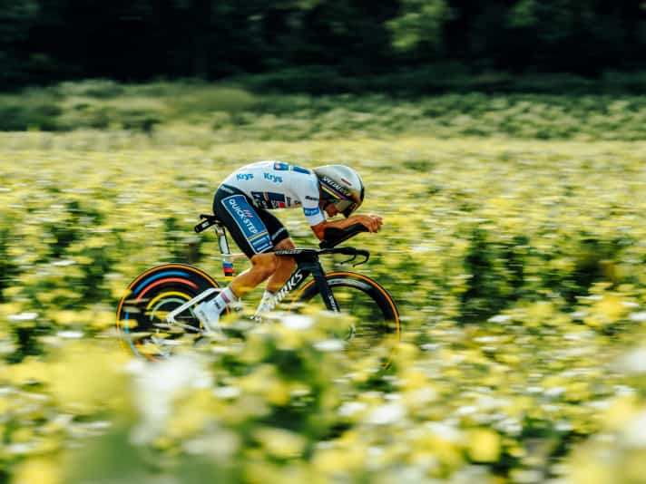In der Entwicklung der neuen Reifen griff Specialized unter anderem auf die Expertise von World-Tour-Profis wie Remco Evenepoel zurück.