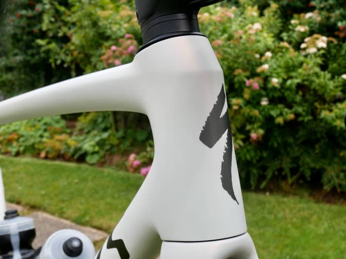 The "bulging" head tube is designed to effectively direct the airflow around the frame and rider.