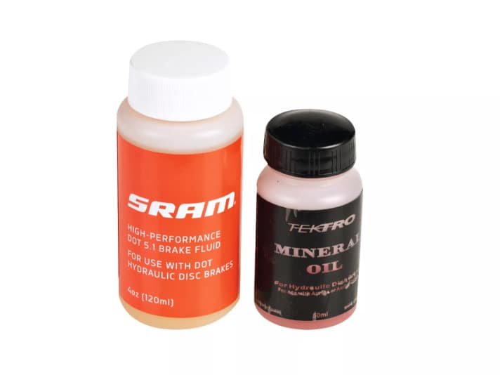 DOT ou huile minérale ?