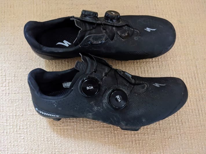 Two Boa twist fasteners per shoe ensure that the shoe sits snugly on the foot.