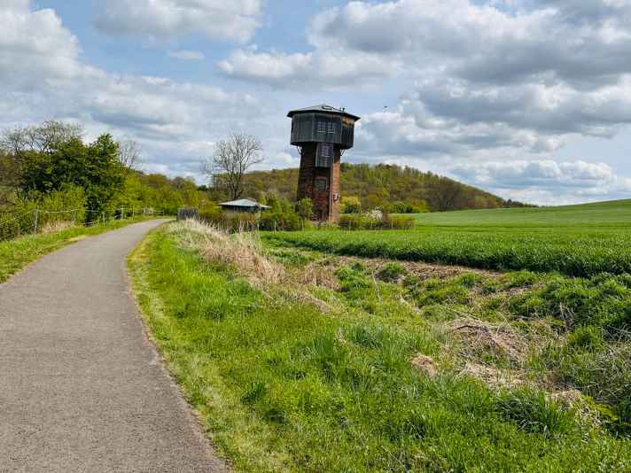 Es läuft nicht alles nach Plan. So wie diese 200 Kilometer-Tour, die unter anderem auf dem Zuckerbahnradweg verlief. Diese Grundlagen-Fahrt stand nicht im Plan, sondern wurde zusätzlich absolviert. Ziel: Vorbereitung auf Fleche Allemagne in 2 Wochen.