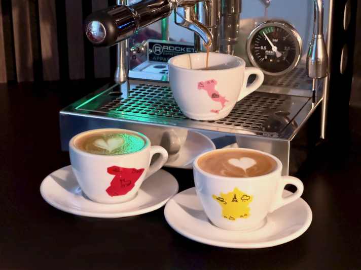 The national tours to savour: cappuccino cups in Grand Tour design