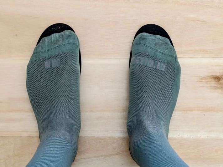 The insoles of cycling shoes are a good indicator of whether the shoe fits or not.