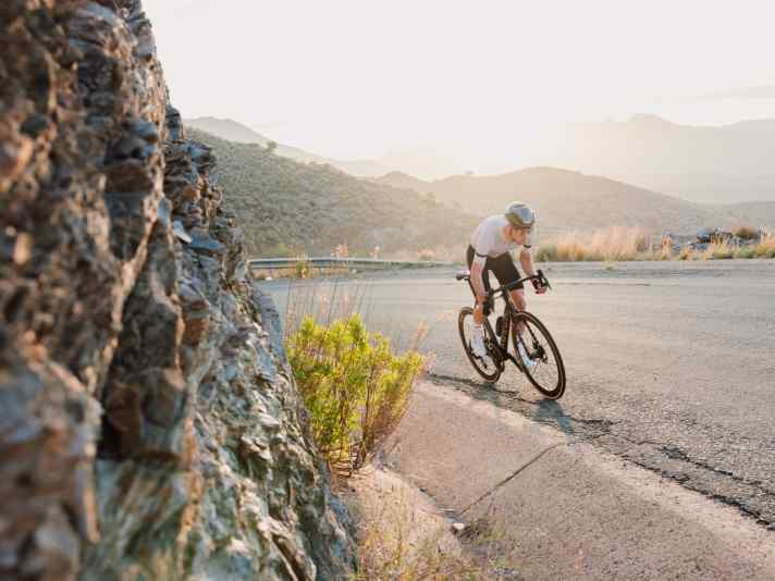 Die erste Generation des Magma war lange Zeit die einzige Plattform von Aurum. Inzwischen bieten die Spanier neben dem High-End-Boliden noch einen etwas günstigeren Ableger und ein Gravelbike an.