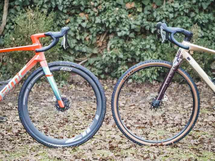 At eye level? TOUR sent the top models of the Kaius and Urs into direct comparison.