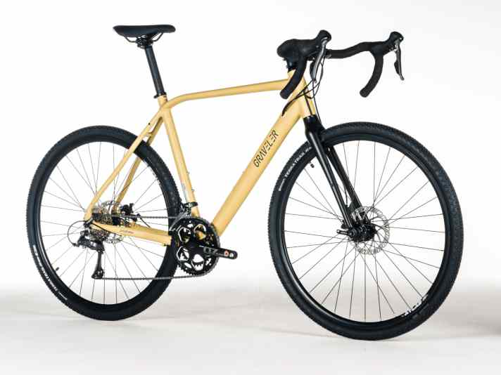 The undisputed "front runner": At 699 euros, the Prophete Graveler was by far the cheapest test bike, but also revealed technical weaknesses.