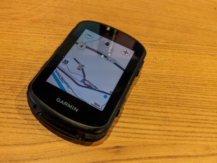 Garmin Edge 840 - Wir sind von der geplanten Route abgewichen, um eine Essenspause mit Kaffee und Kuchen einzulegen.