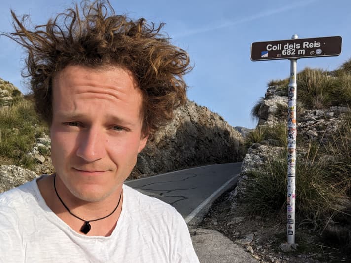 Frederik Niessen au panneau de col du Coll del Reis