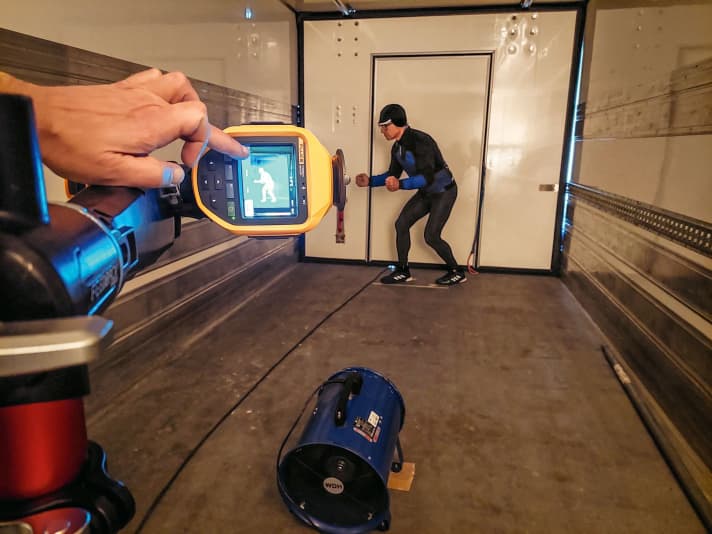 Nous avons pris les photos infrarouges dans un camion réfrigéré à moins cinq degrés.