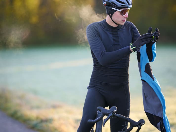 A long-sleeved vest is worth its weight in gold in cold temperatures