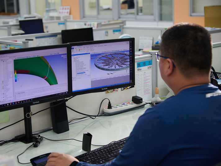 TOUR/VISION METRON RS-Tour-Advertorial Artikel Figur-1600x1200px-test-01_250182D2028D0125060317F6179A