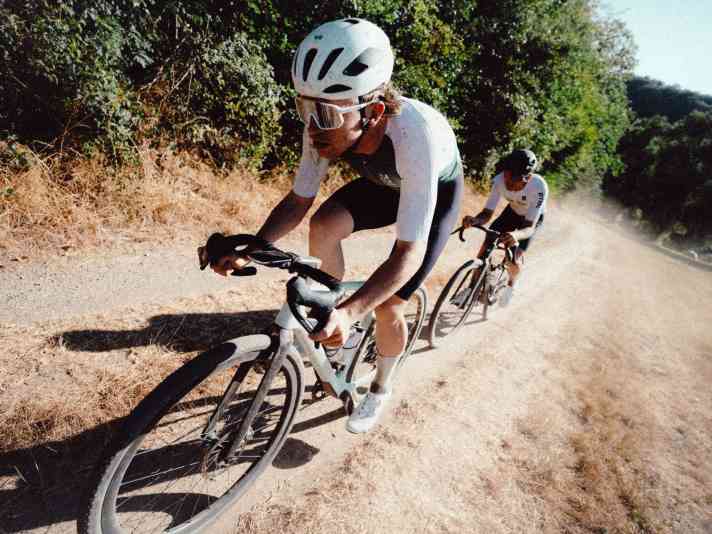 tour/vr-rcr-g-tour-04-rcr-g-front-action-1600-x-1200_05c2d561bb192e6bbc0af8a27ad6574c