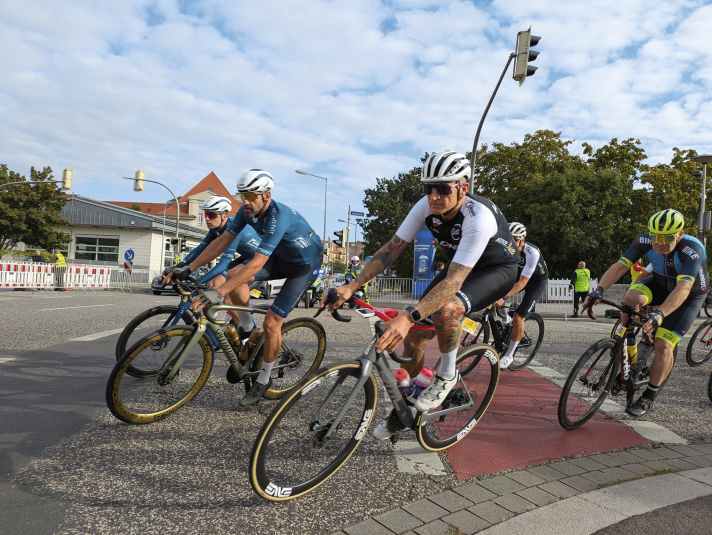 High speed - The wide streets in Magdeburg allow for a fast race