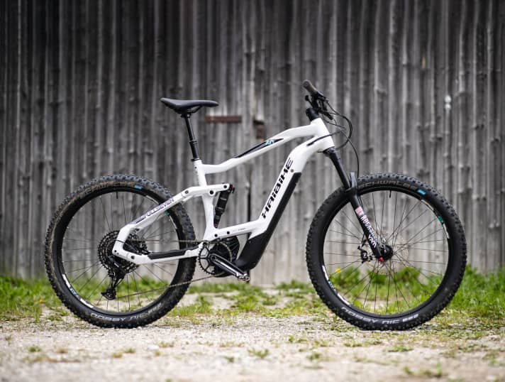 Haibike Sduro Fullseven LT 7.0: 4,999 euros, 160/150 millimetres, 25.5 kg, 27.5+''.