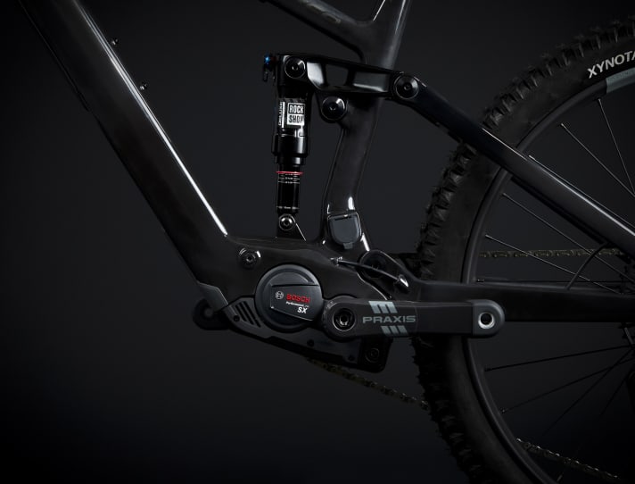 Bosch Performance SX: The "little" Bosch delivers 40 Newton metres of torque and 450 watts of peak power in normal mode, but releases peak values of up to 55 Newton metres and 600 watts of motor power at short notice.