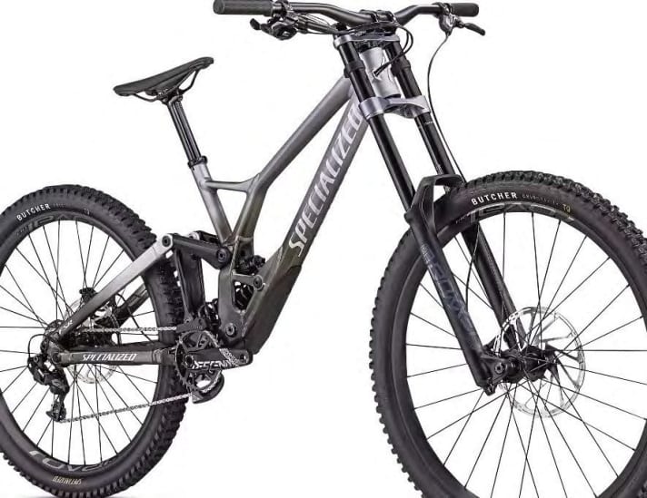 The Specialized Demo Expert is available for 4800 euros.