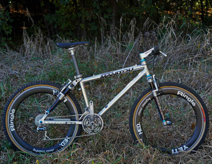 Das Ur-FS wurde von Doug Bradbury entwickelt.