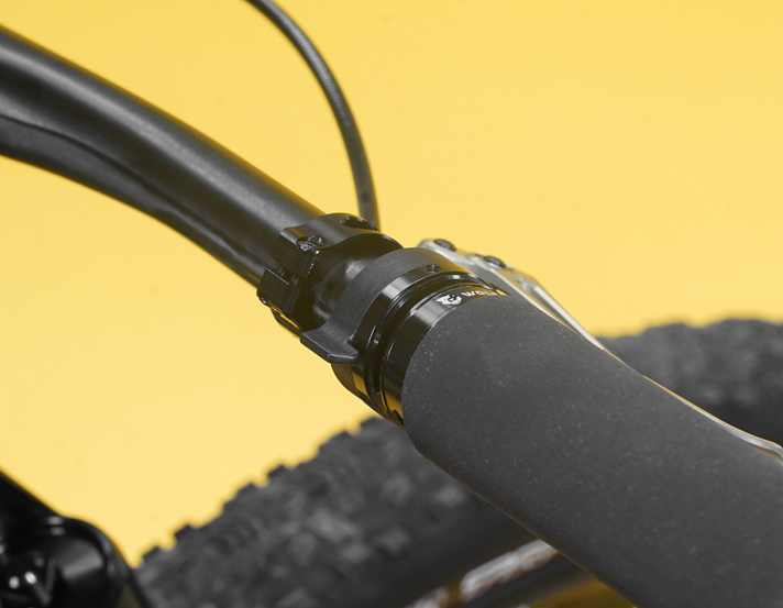 Maximal unauffällig: Der Zirbel-Shifter steuert die Sram-Funkschaltung und integriert sich optisch schlank in den Prototypen-Aufbau.