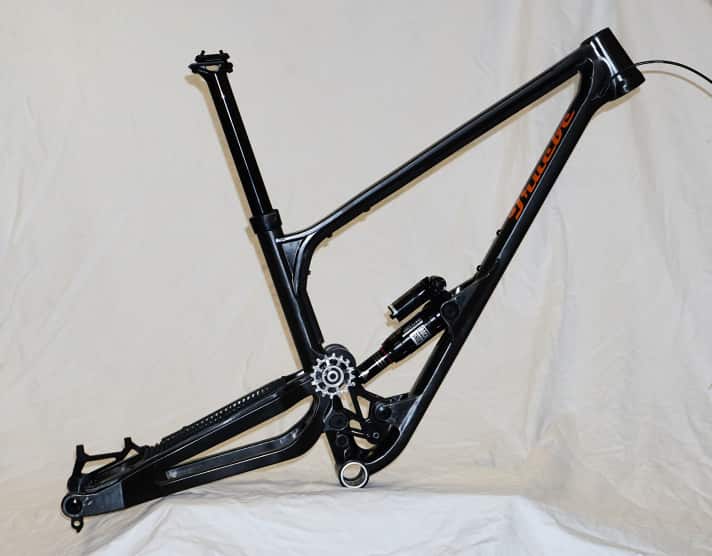 Einzigartig: Noch ist der Carbon-Rahmen des True BC Knuth ein Einzelstück. Das könnte sich jedoch bald ändern.