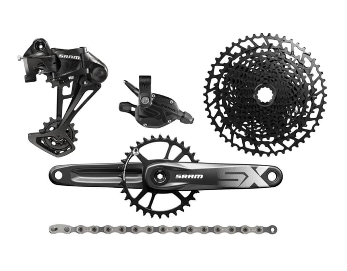   An overview of the SX Eagle. The street price is currently just under 300 euros.